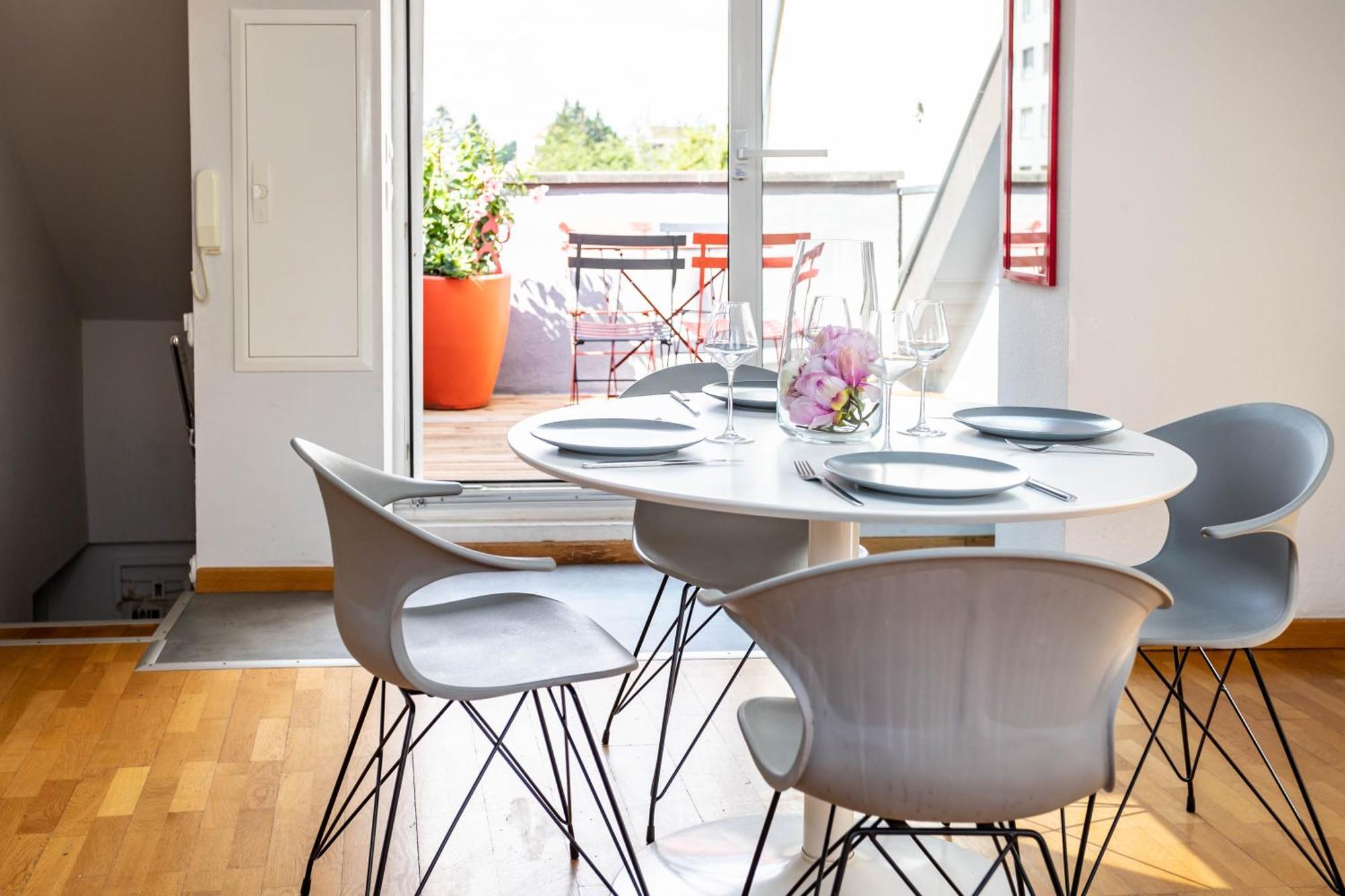 Le Balcon Fleuri Centre Robertsau Tram Jardiniers Straßburg