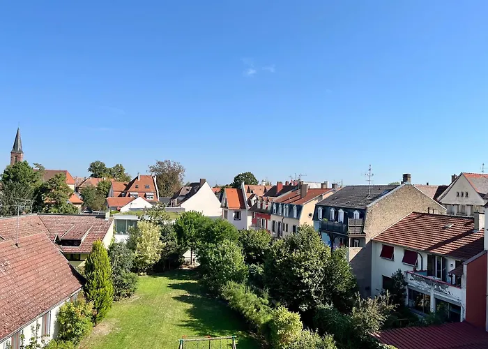 Le Balcon Fleuri Centre Robertsau Tram Jardiniers